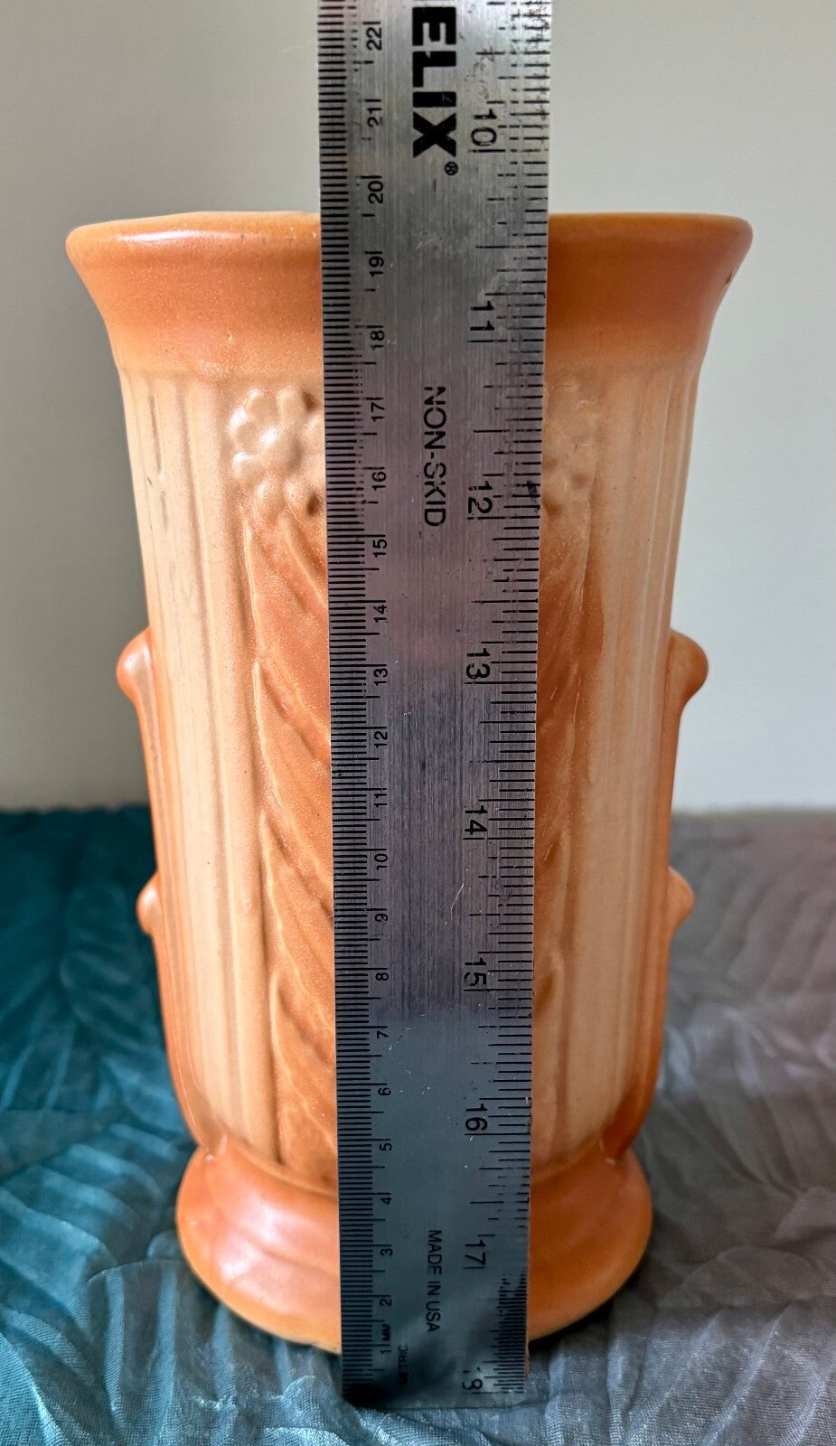Robinson Ransbottom RRP 716 Vintage Pottery Vase Peach Floral USA 8"