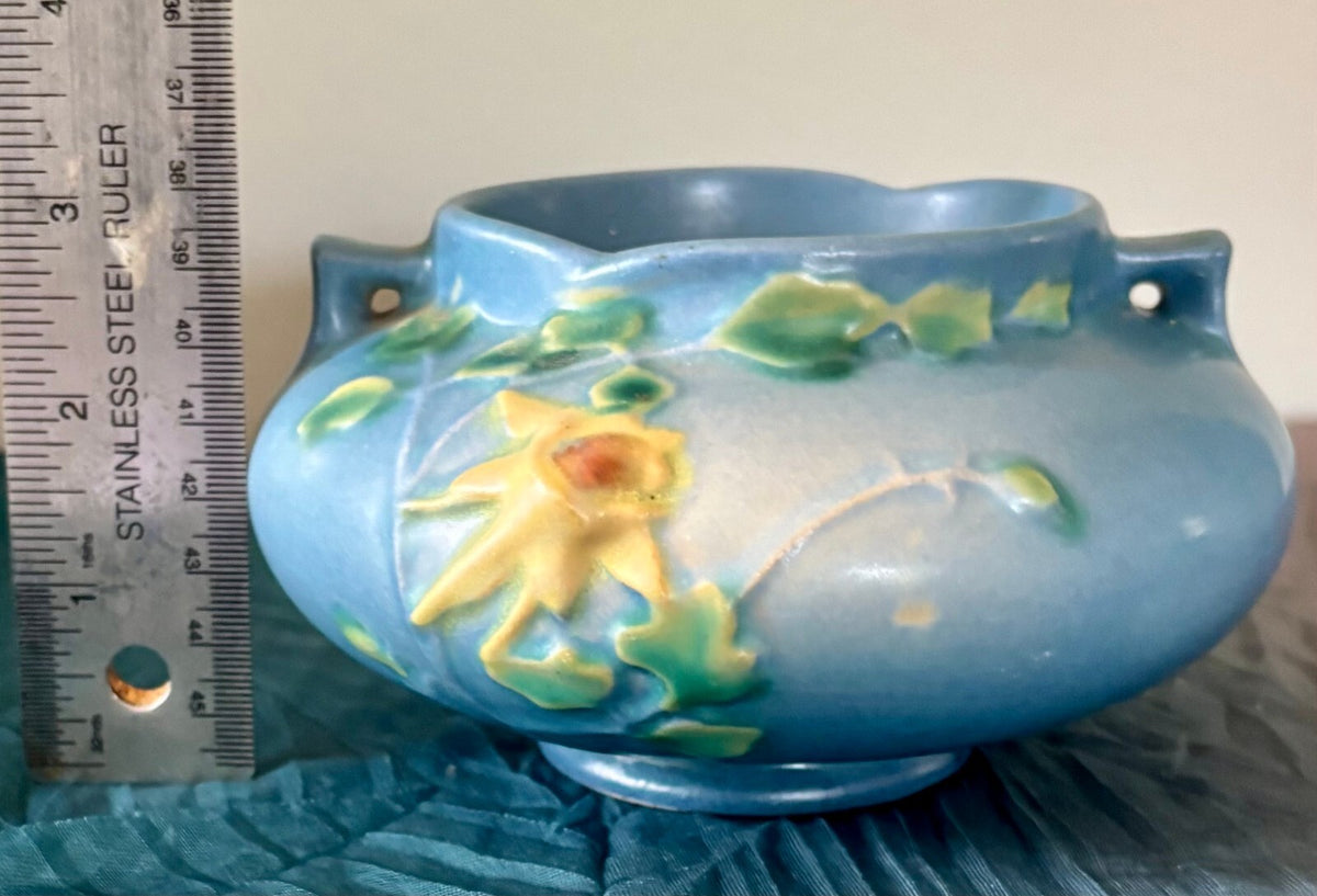 Vintage Roseville White Rose 653-3 Blue Art Pottery Planter Jardiniere 1940